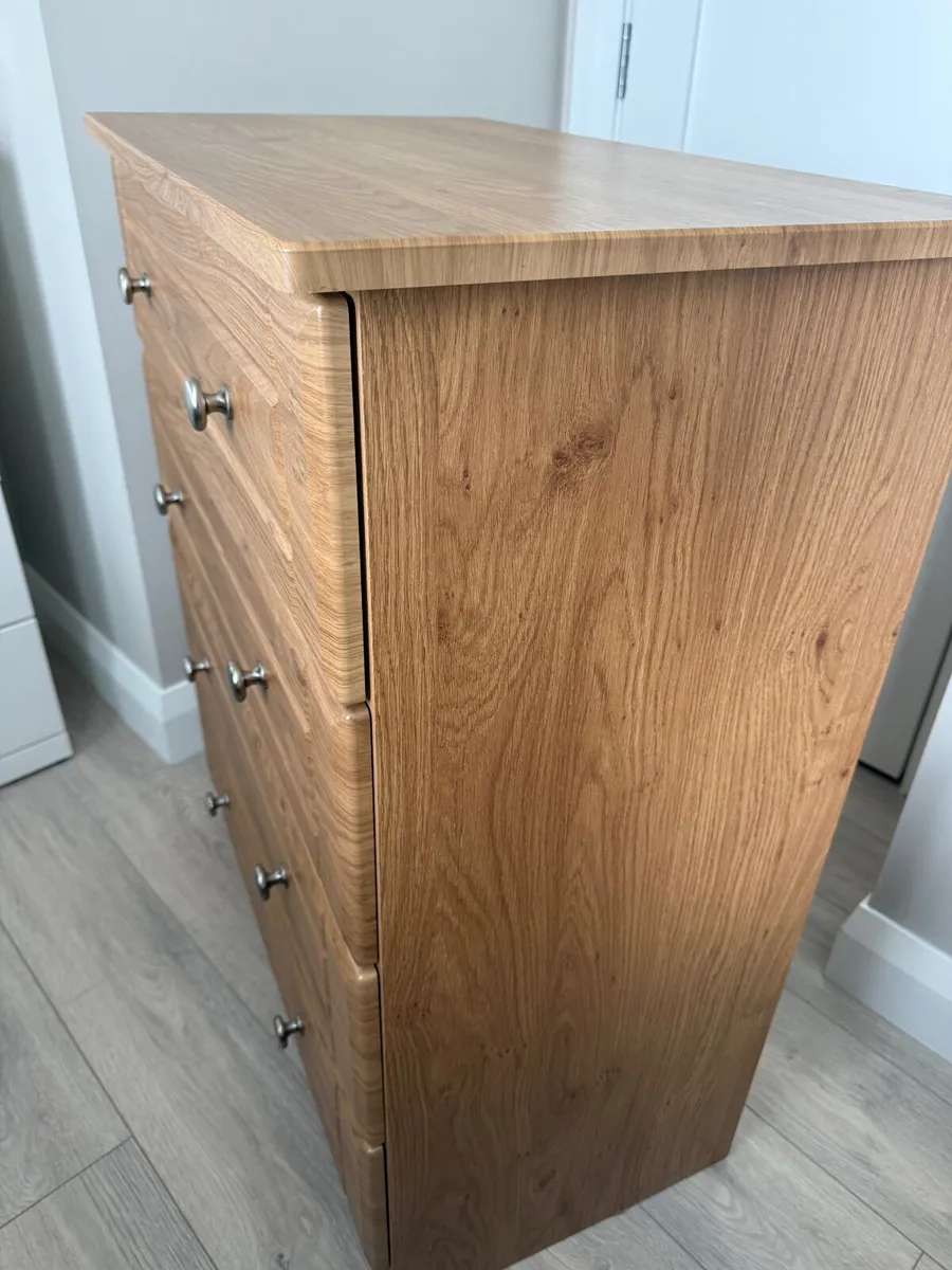 Chest of drawers - Image 3