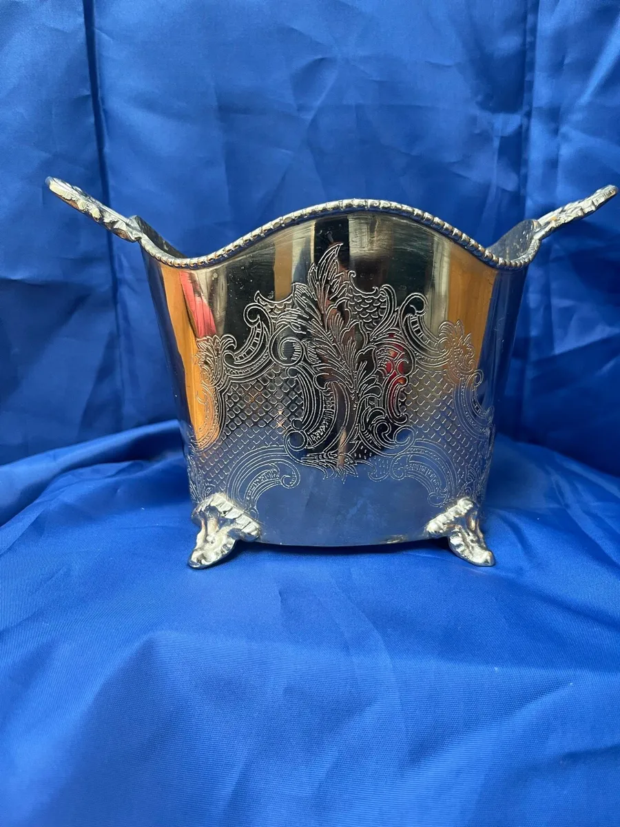 Silver metal flower pot - Image 3