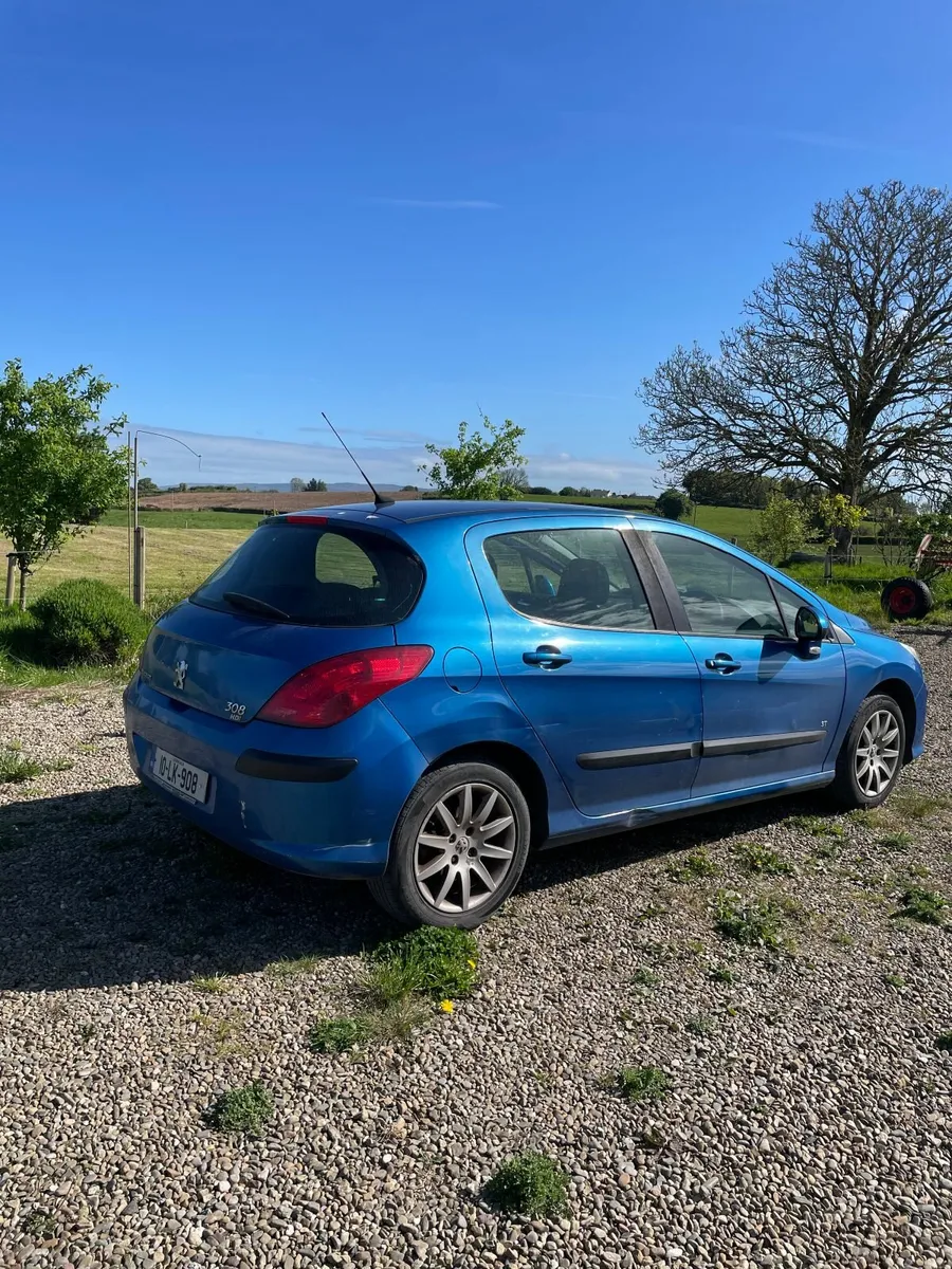 Peugeot 308 2010 - Image 1