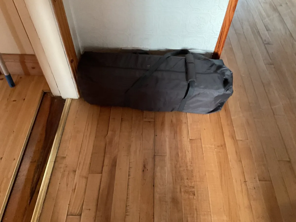 Child’s travel cot - Image 1