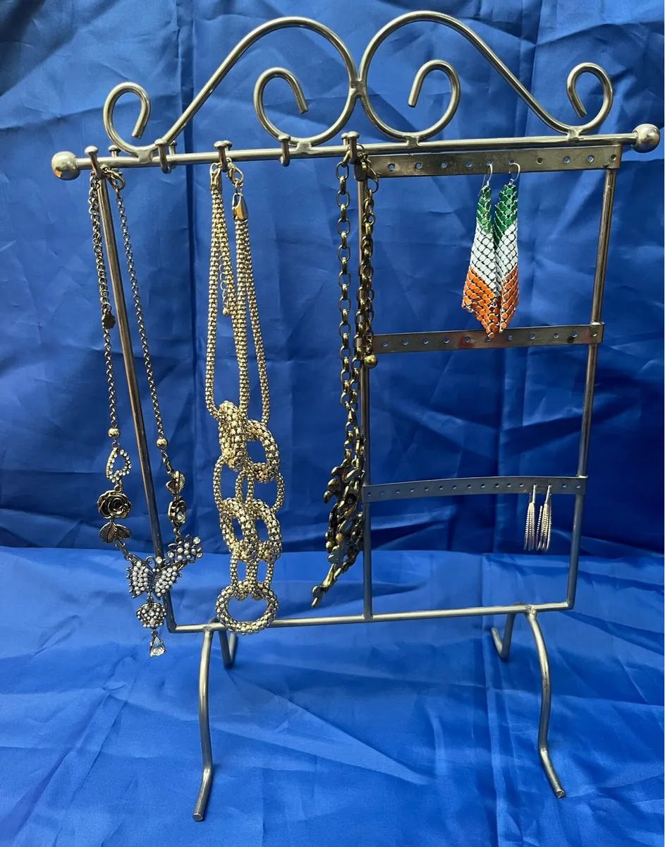 Jewellery stand - Image 1