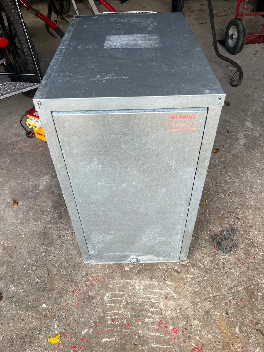Oil boiler - Image 3
