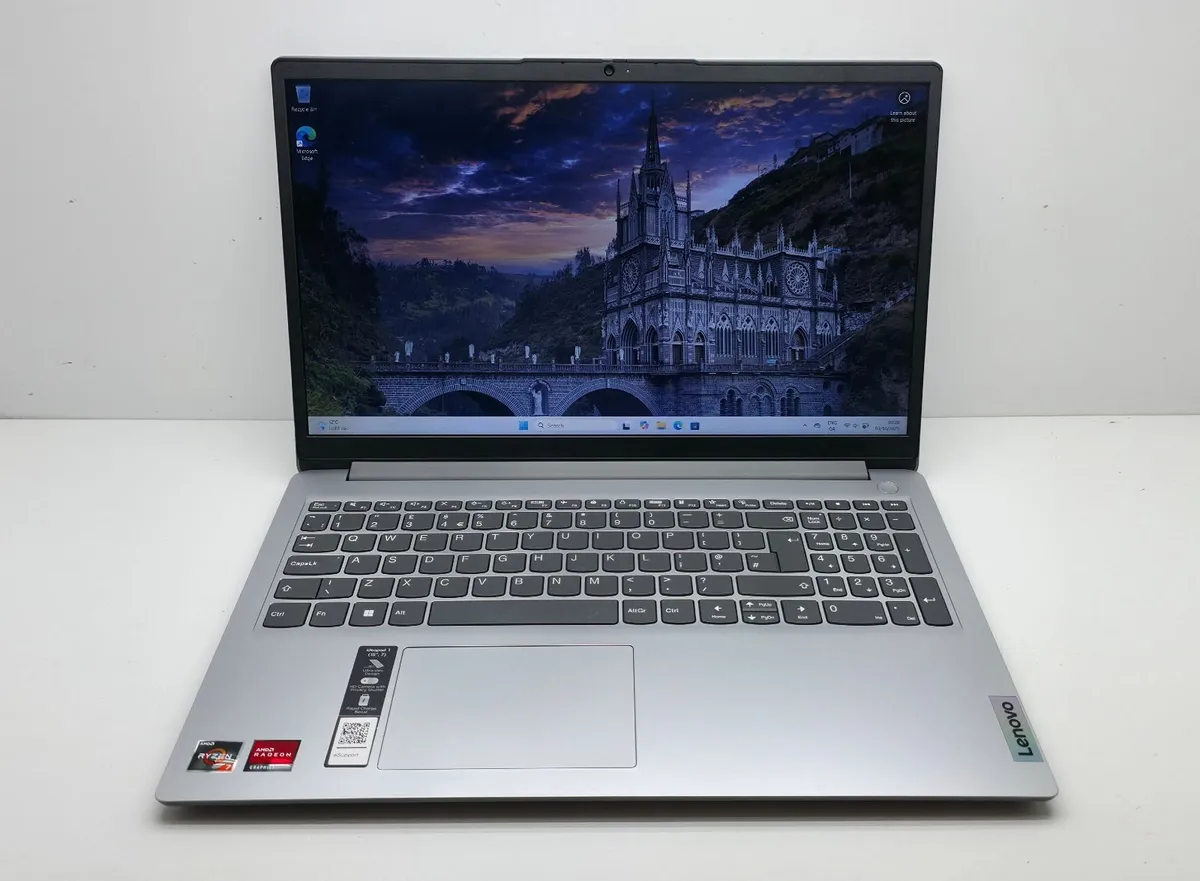 Lenovo IdeaPad 1-15ADA7- Ryzen 7/16GB/512GB Laptop