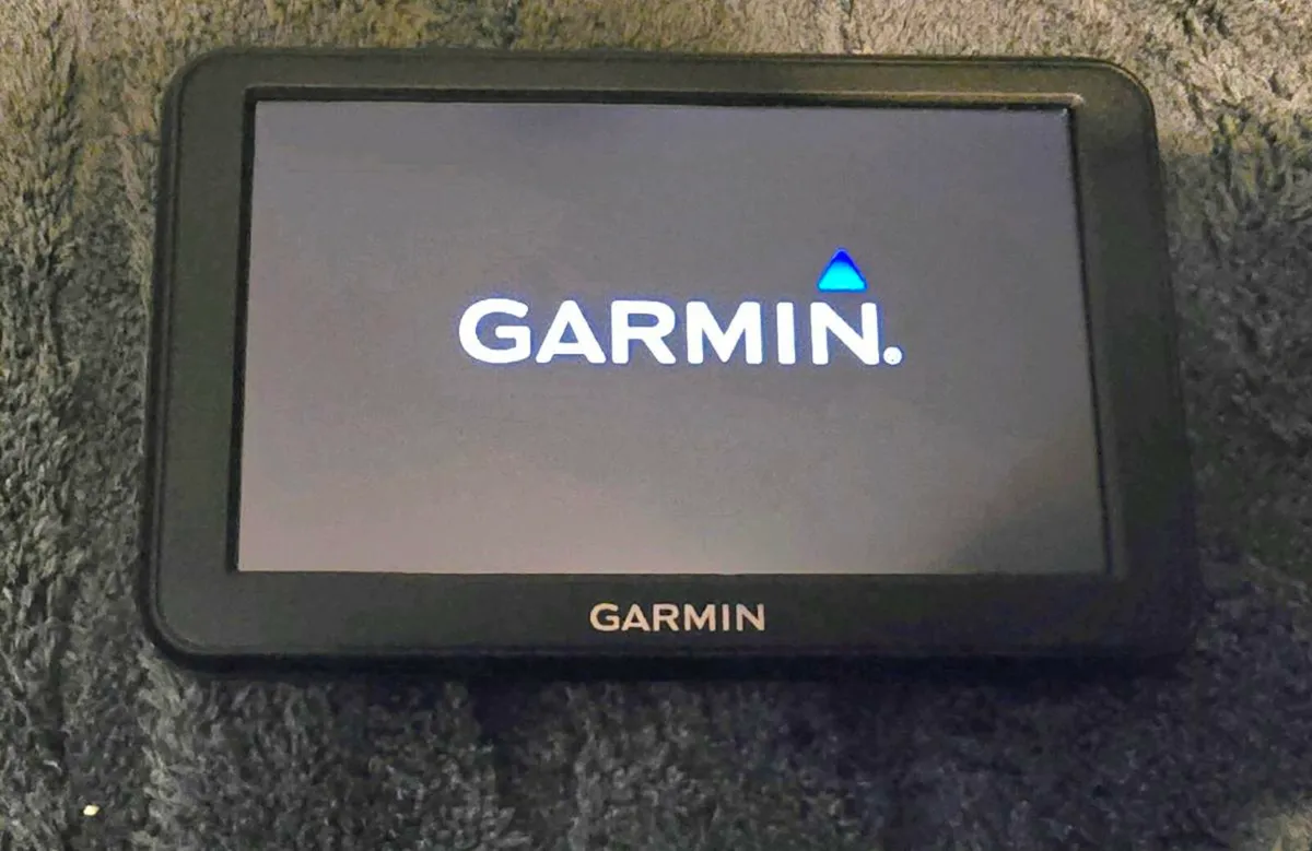🚗 Brand New Garmin NUVI50LM Car GPS – Plug In & G - Image 1