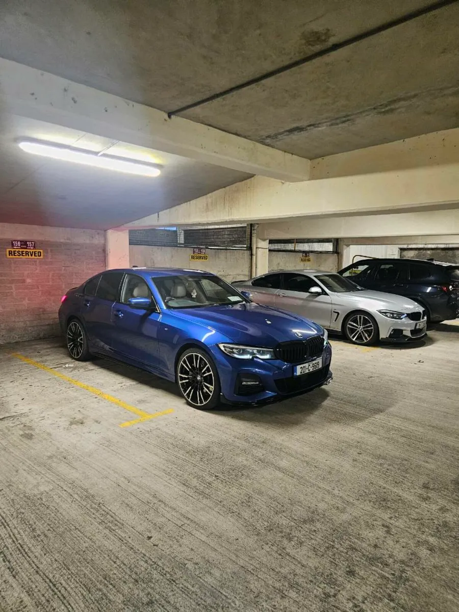 BMW 330e 2021 - Image 1