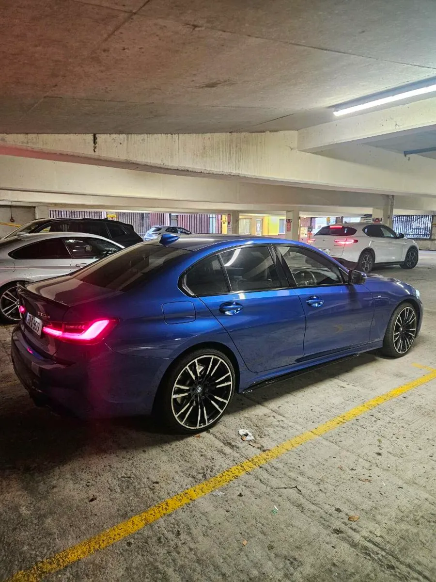 BMW 330e 2021 - Image 4
