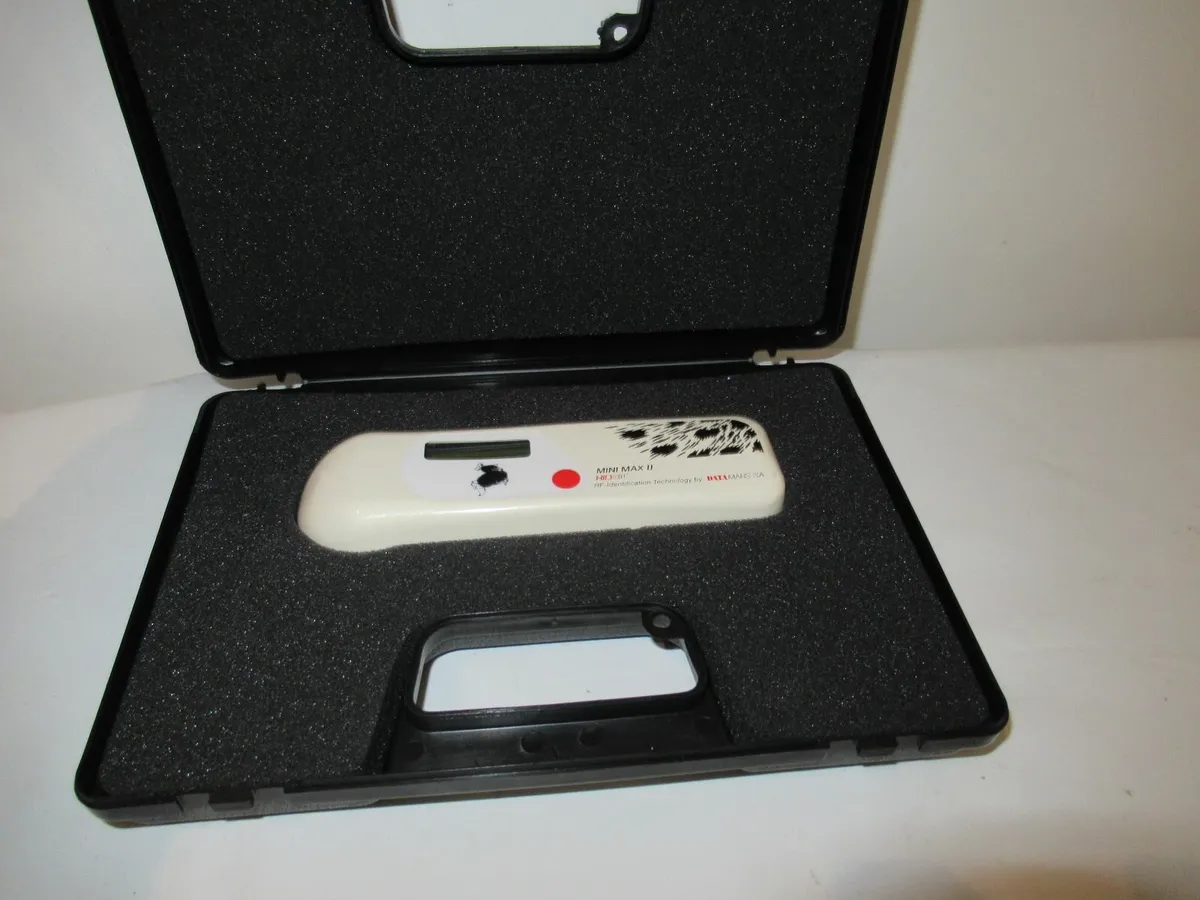 Hobby Pet  Dog Scanner Microchip Registered - Image 2