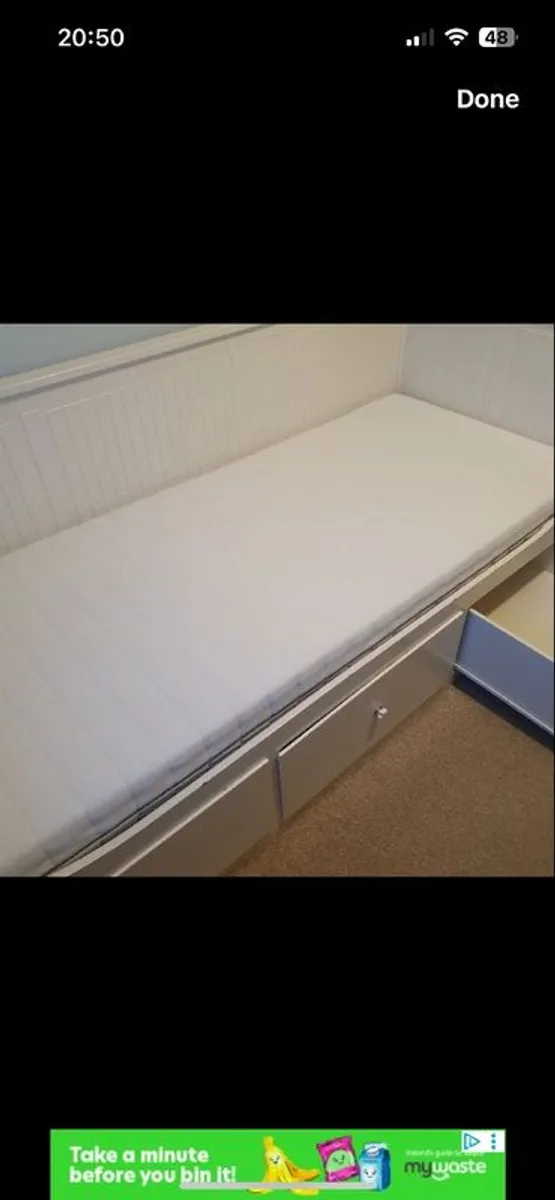 bed - Image 1