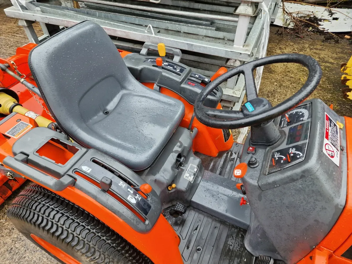 Kubota Compact Tractor with Flail - MINT CONDITION - Image 4