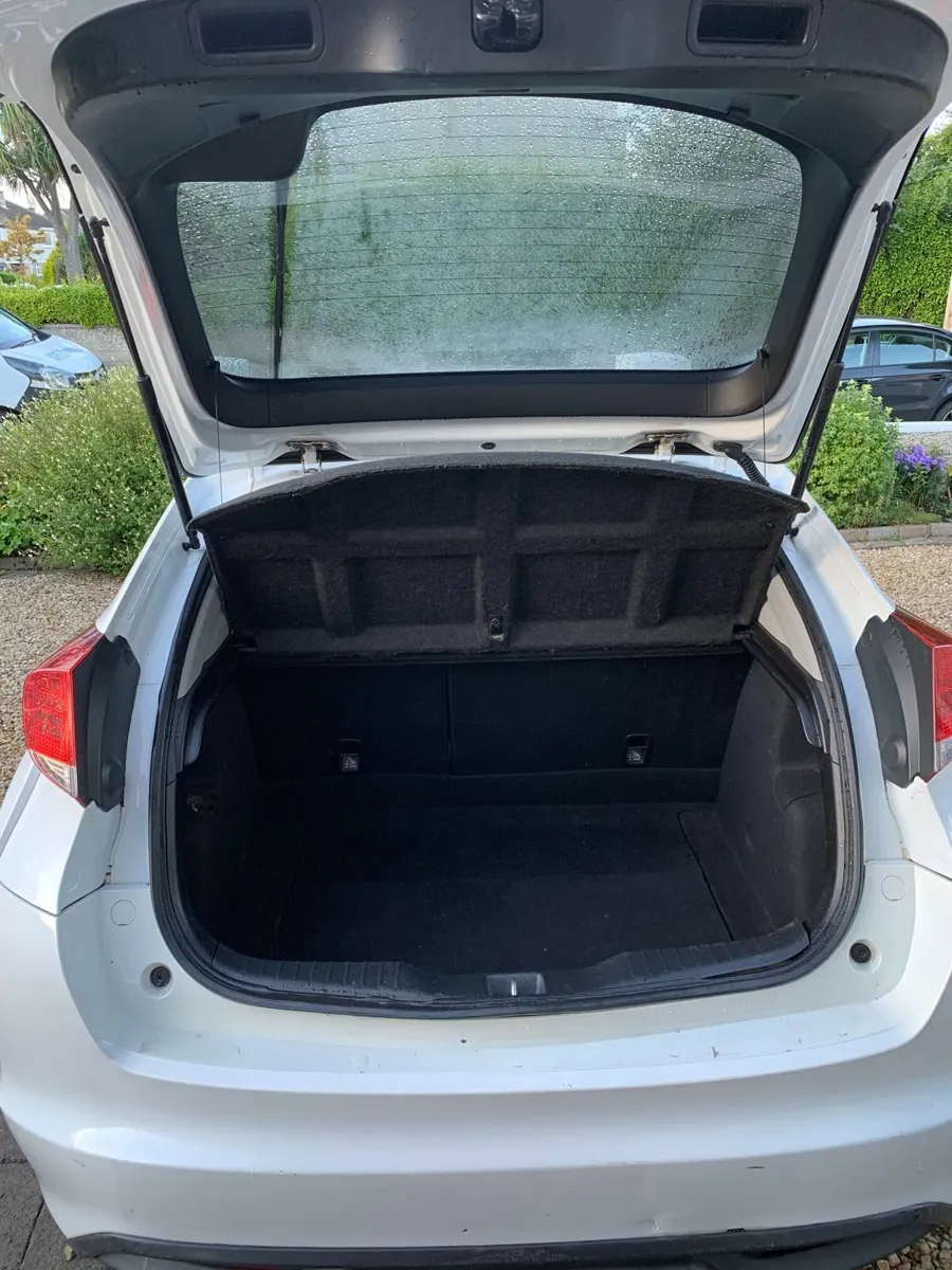 Honda Civic 2014 - Image 4