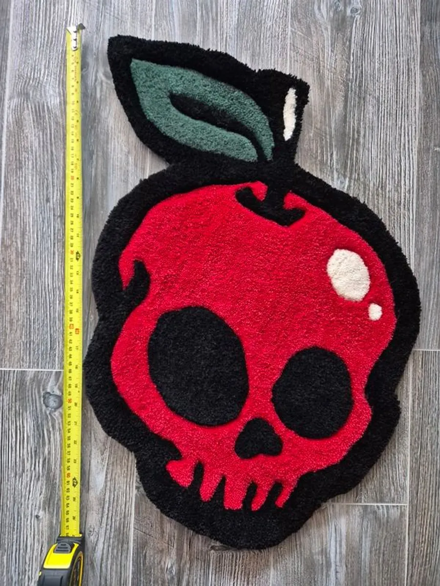 Red Apple / Halloween / Handmade / Rug / Carpet /  Red / Poison Apple / Skull / Tufted / Horror edition / Custom Design - Image 4
