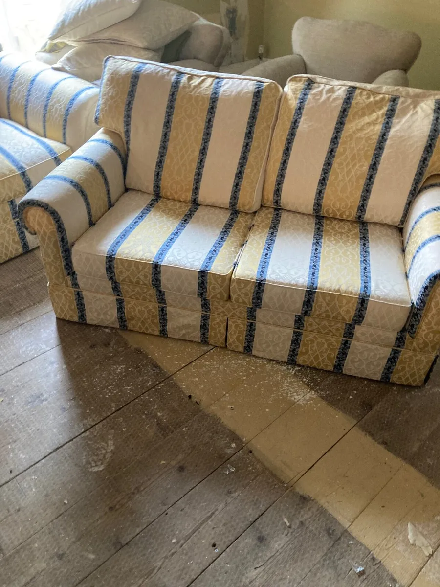 Couch / sofas - Image 1