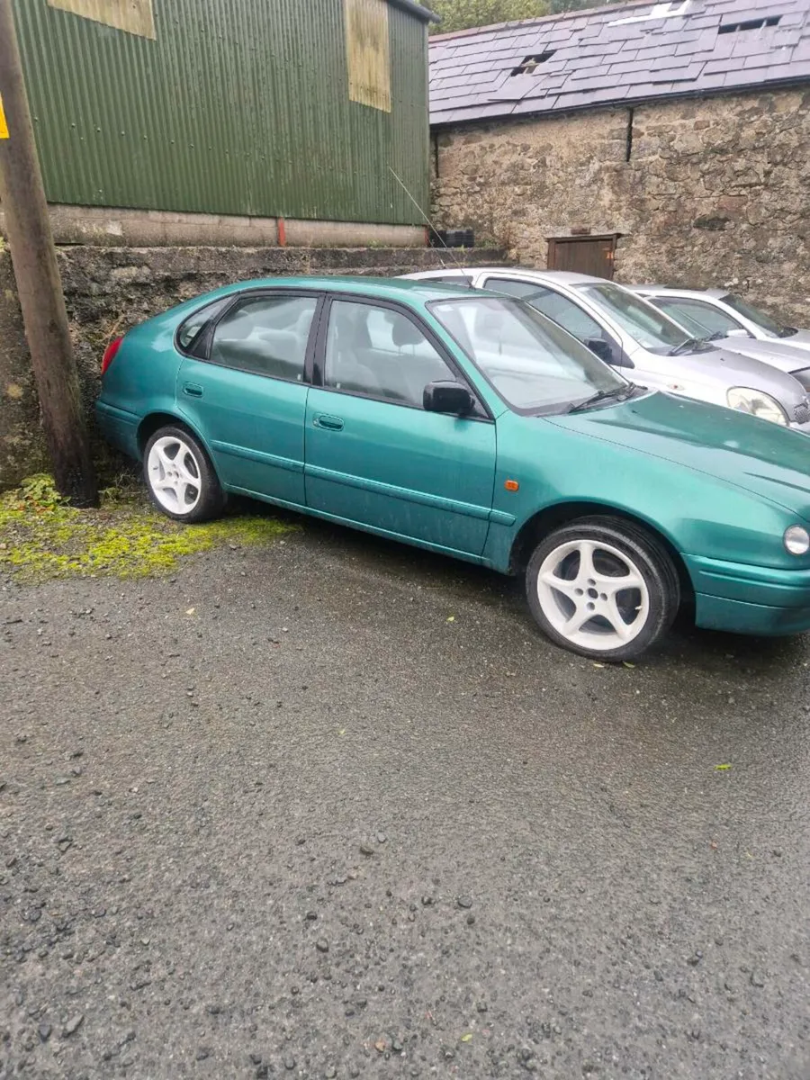 Classic Toyota corrolla - Image 1
