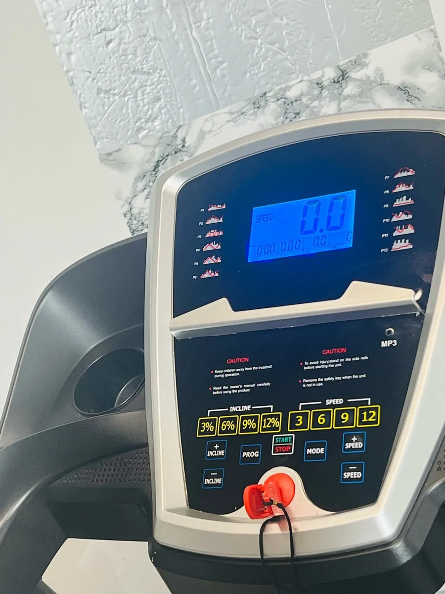 Body train treadmill excellent condition - Image 3