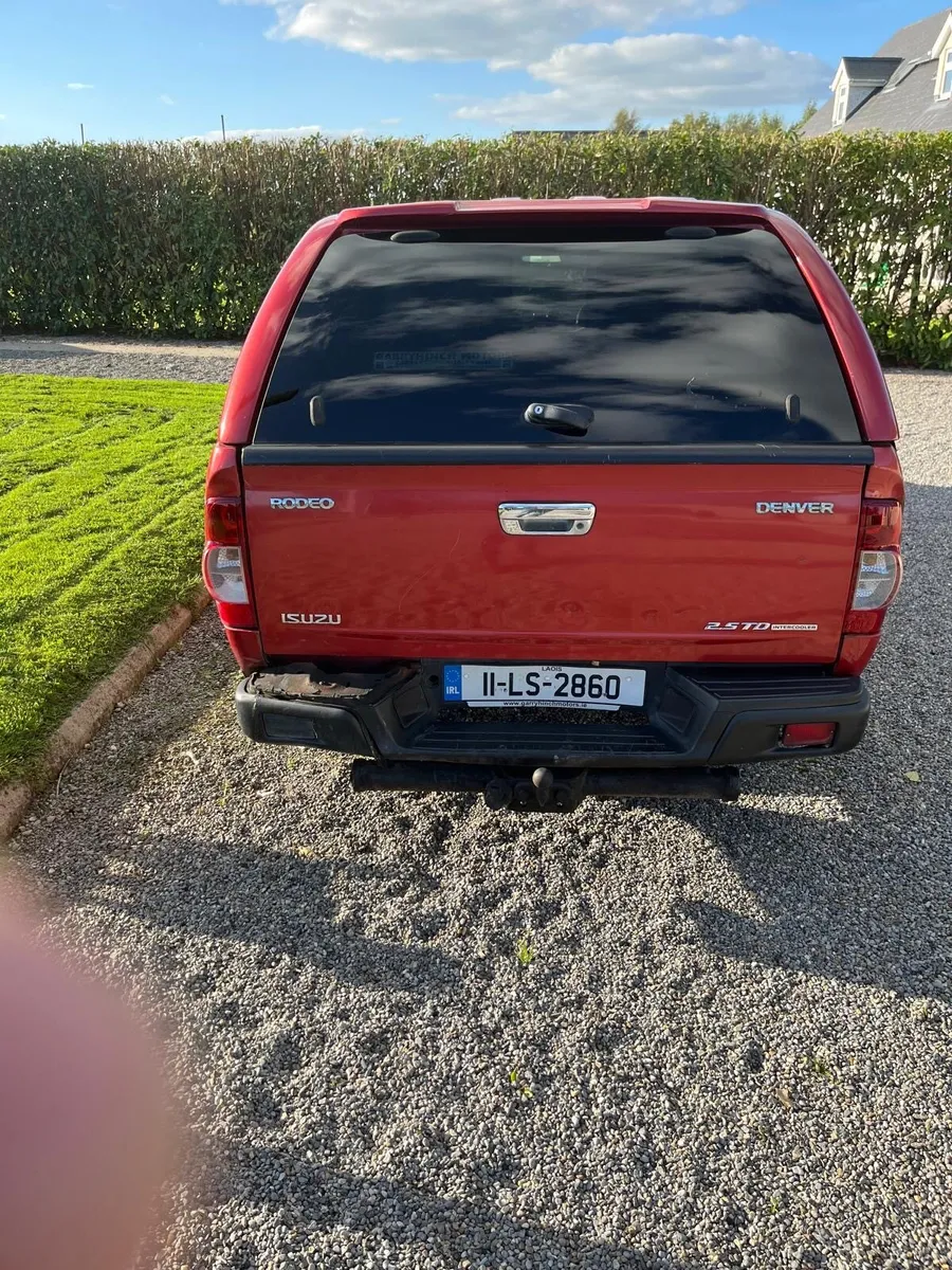 2011 Isuzu Dmax 2.5 - Image 2