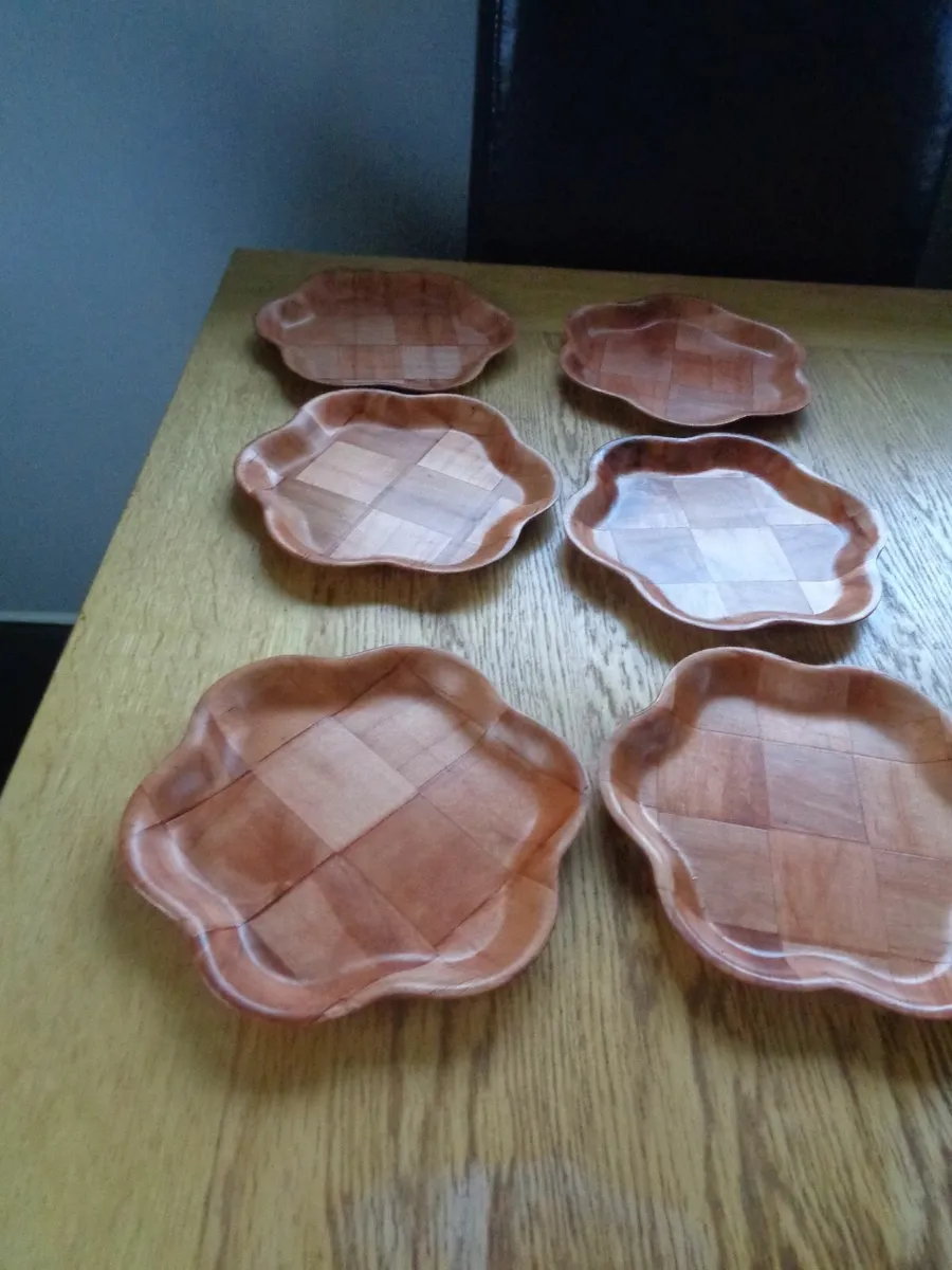 Woven Wooden Plates x 5 for Sale - Image 1