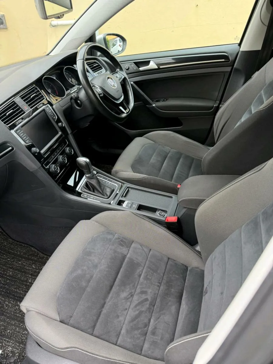 Volkswagen Golf MK 7 1.4 L Highline 7 Speed DSG - Image 3