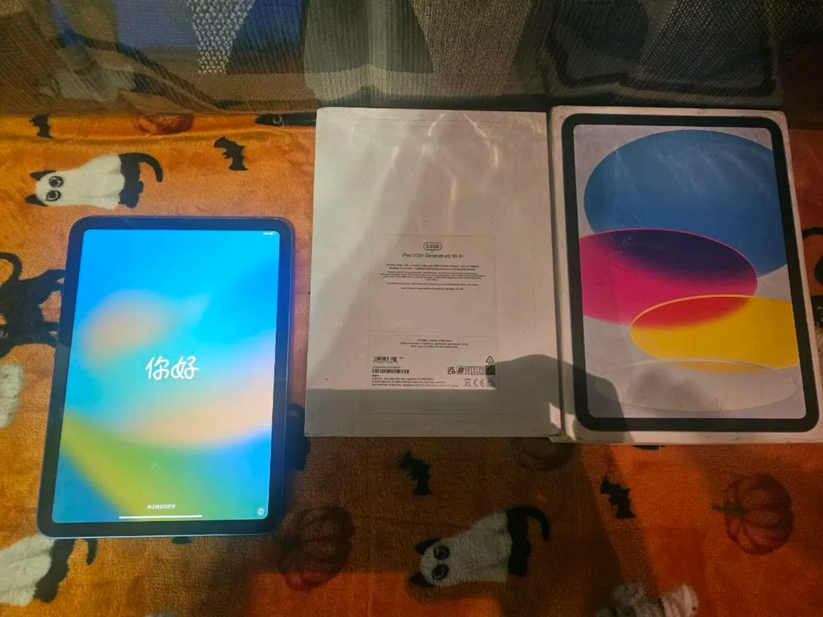 Apple iPad 10 generation 64GB - Image 2