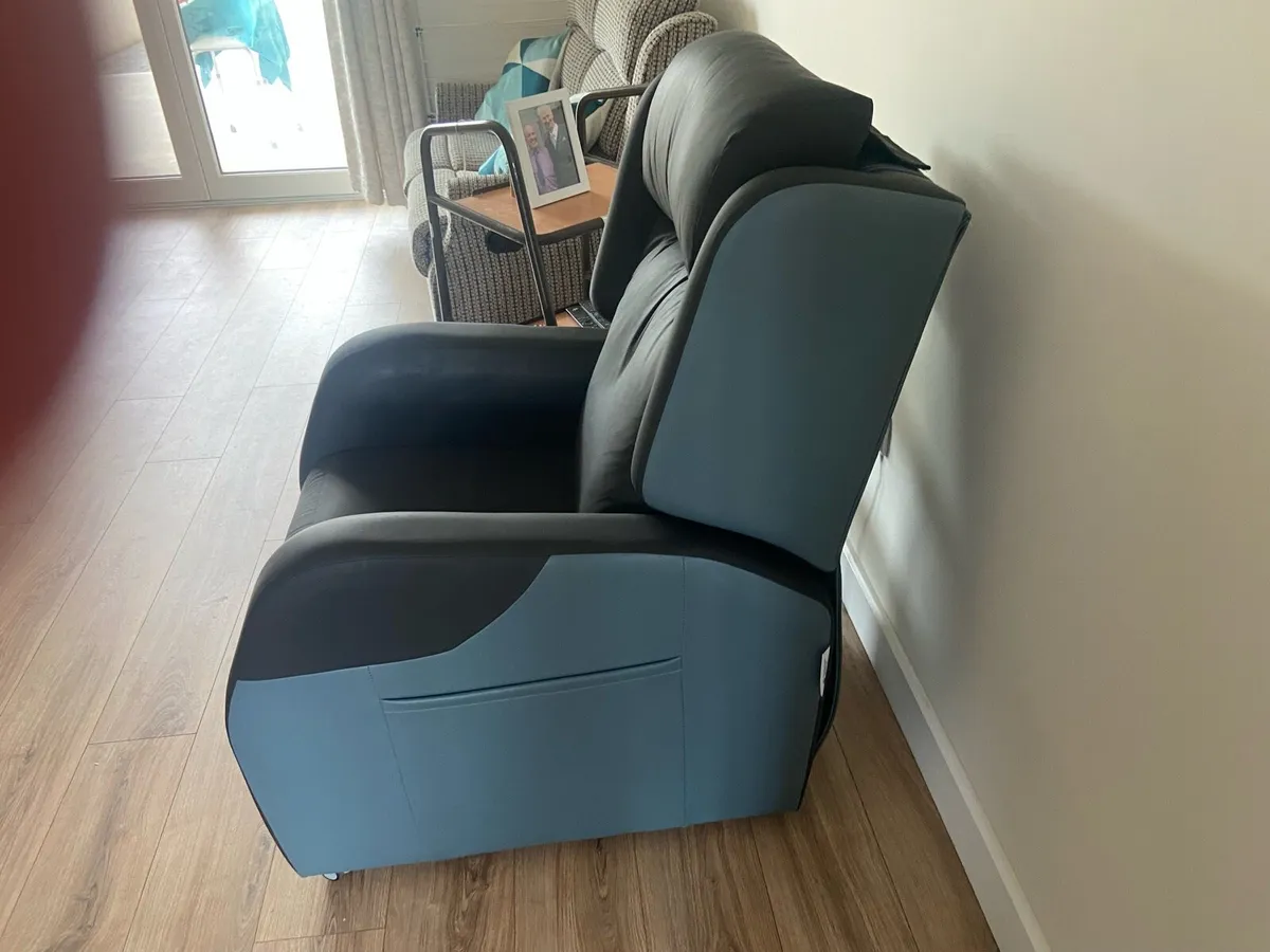Electric Recliner - Image 2