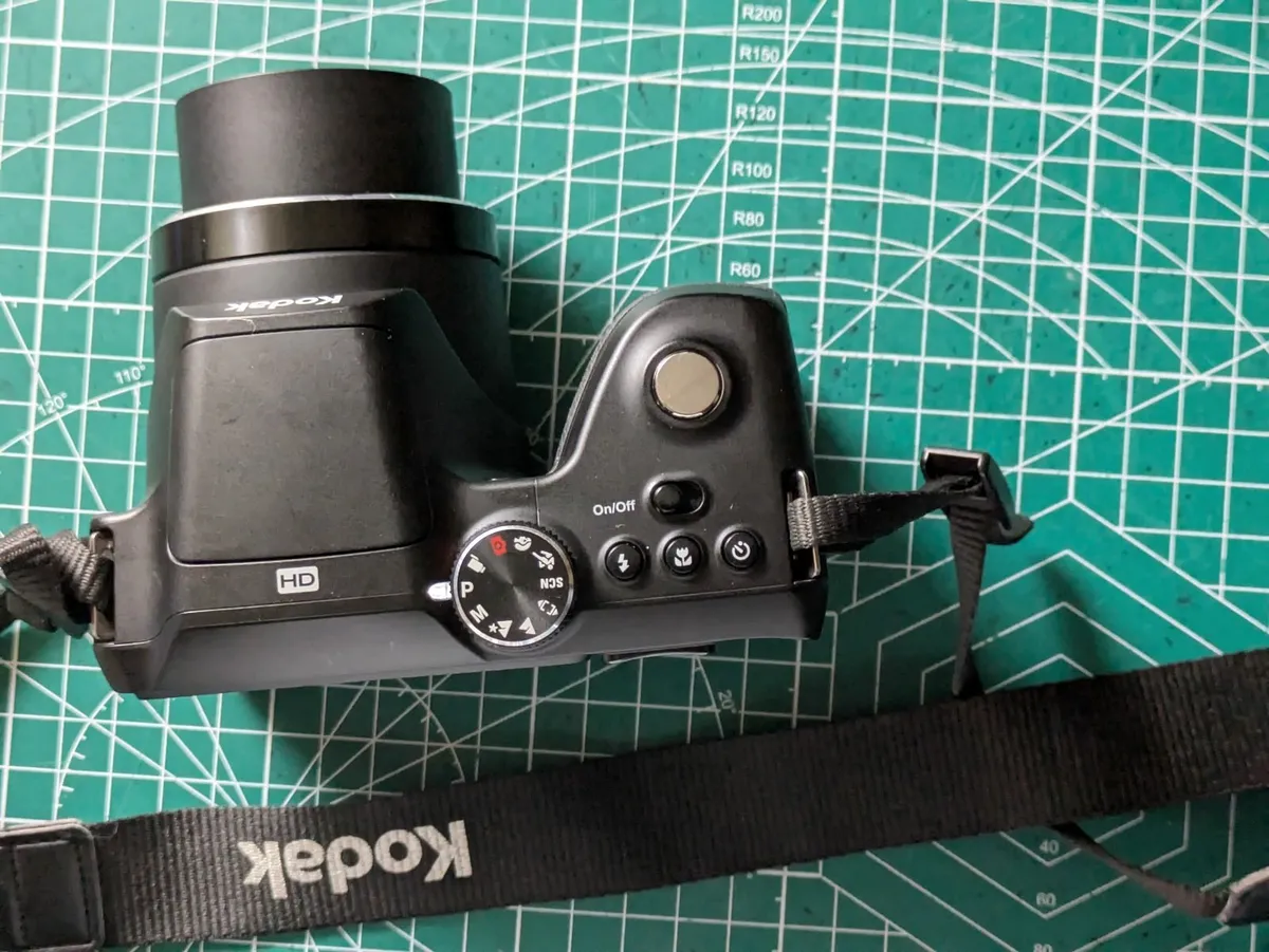 Kodak easyshare Z501014MP CCD sensor camera - Image 3