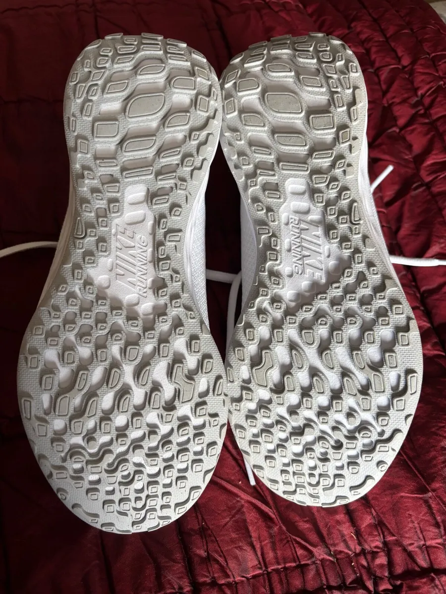 Trainers - Image 2