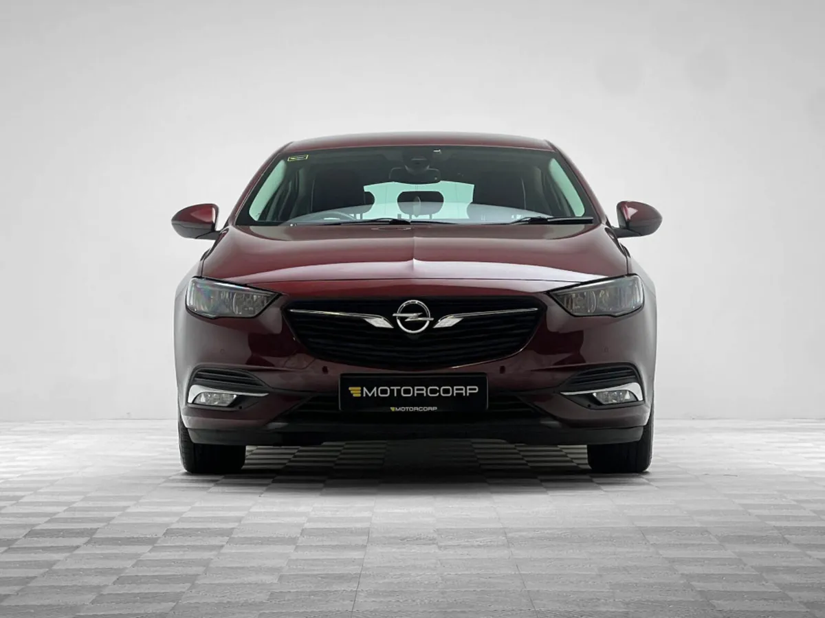 Opel Insignia GRAND SPORT SRI 1.6 136HP - Image 2