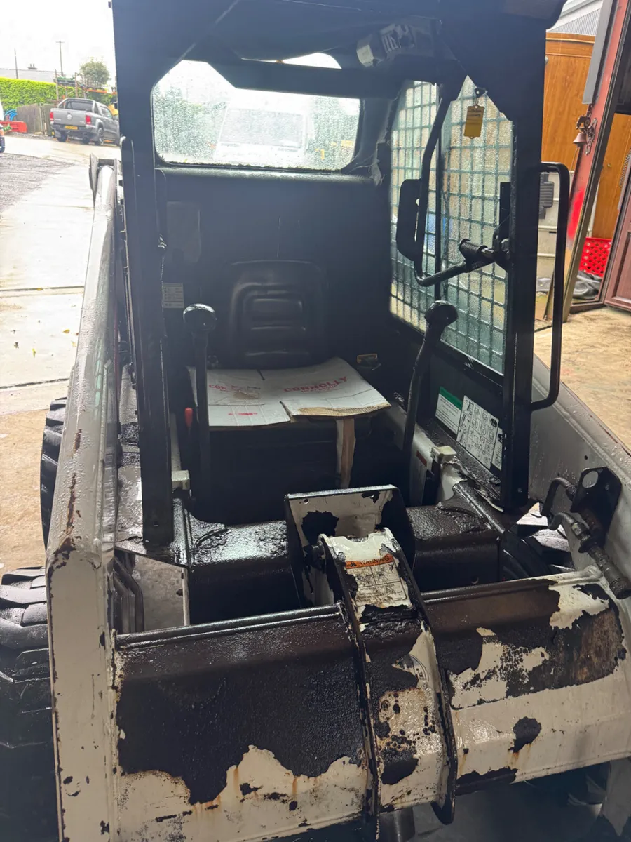 Bobcat skidsteer - Image 3