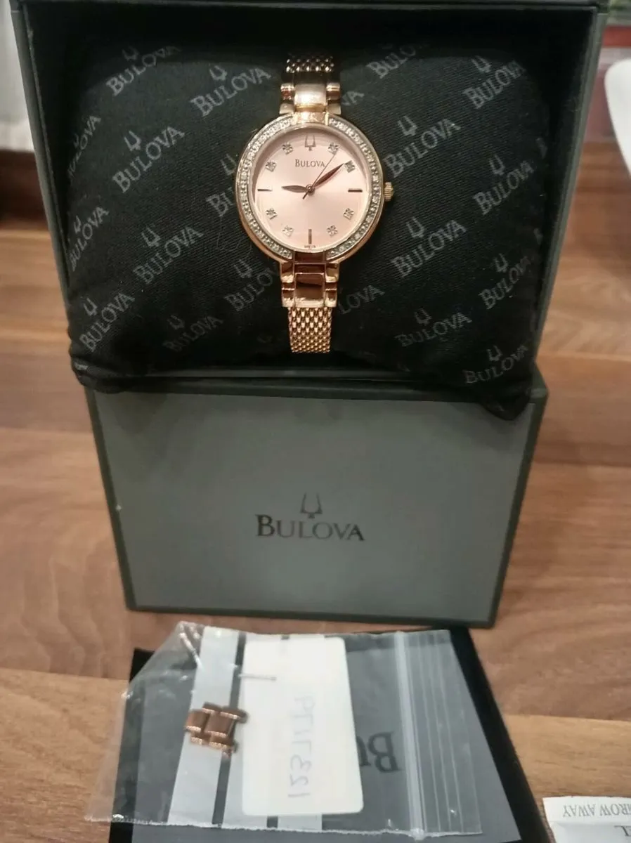 Bulova diamond ladies watch - Image 3