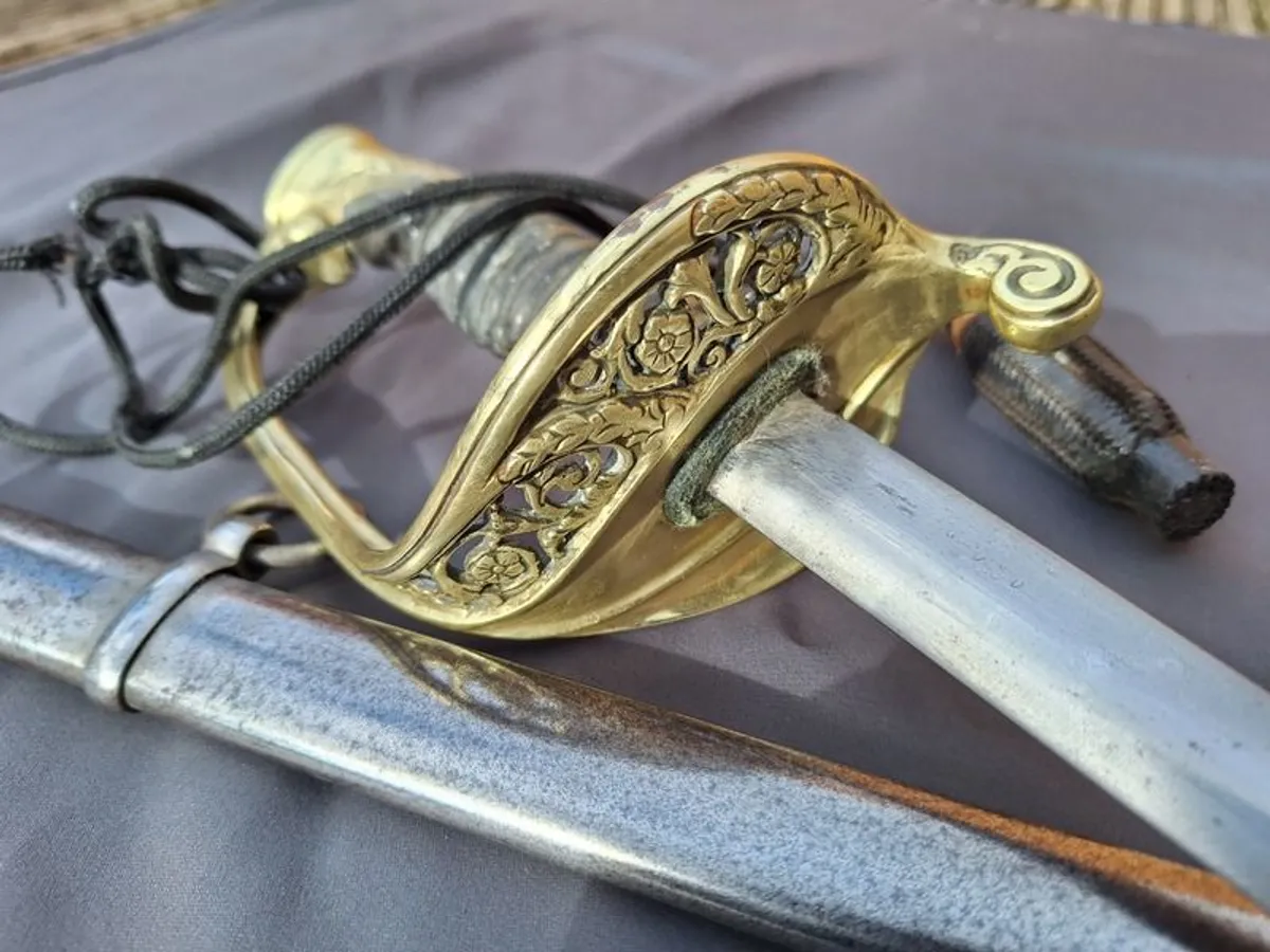 Antique French officers sword - Image 1