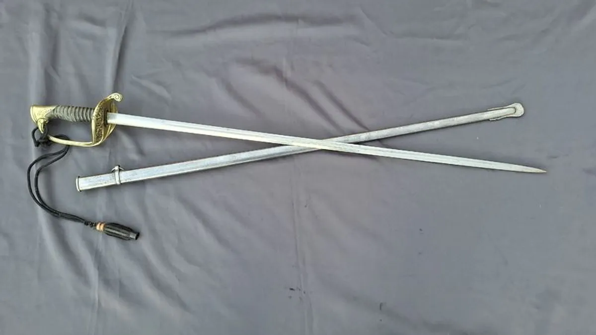 Antique French officers sword - Image 3