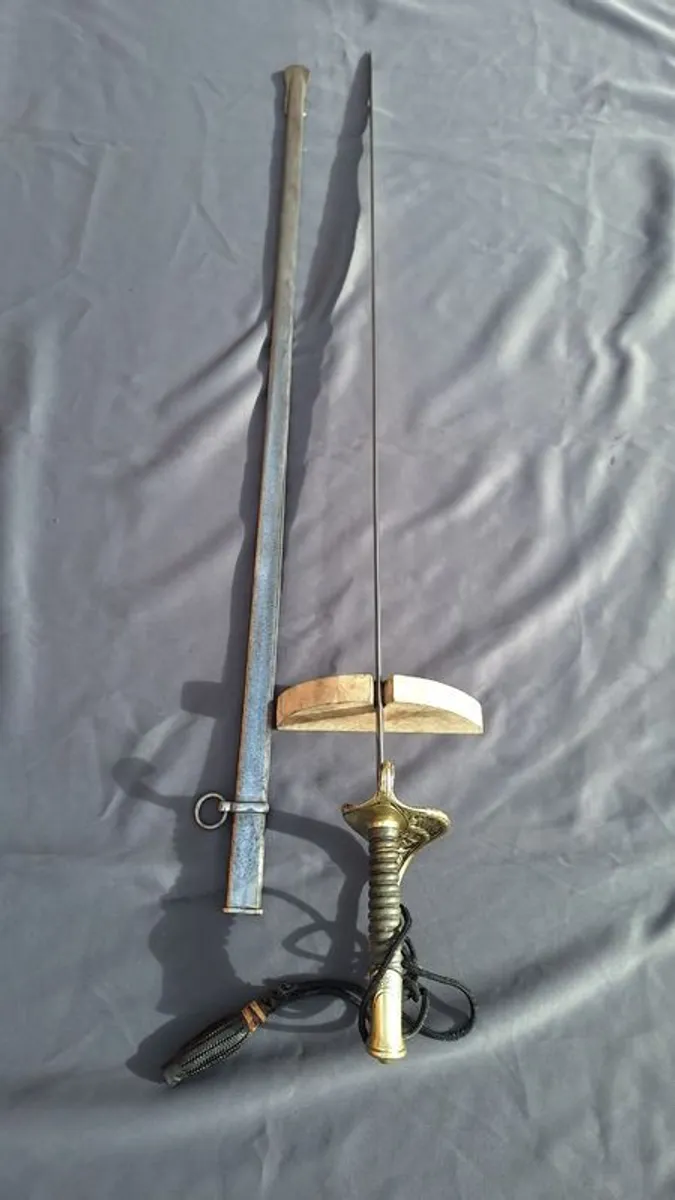 Antique French officers sword - Image 4