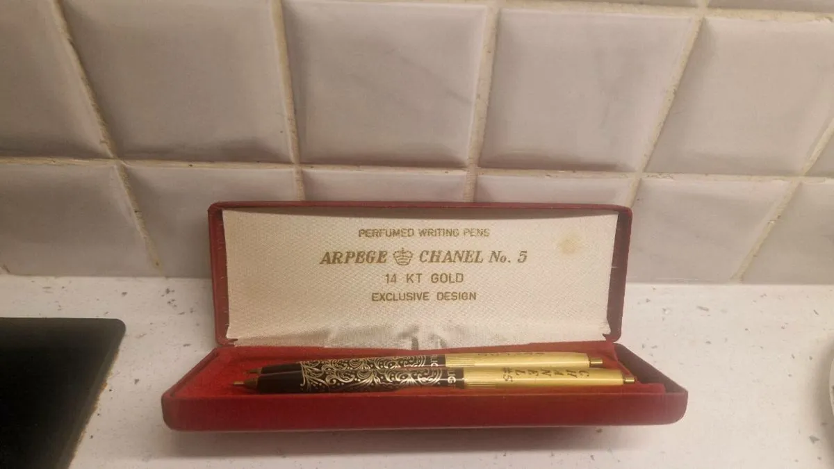Chanel #5 pens - Image 1