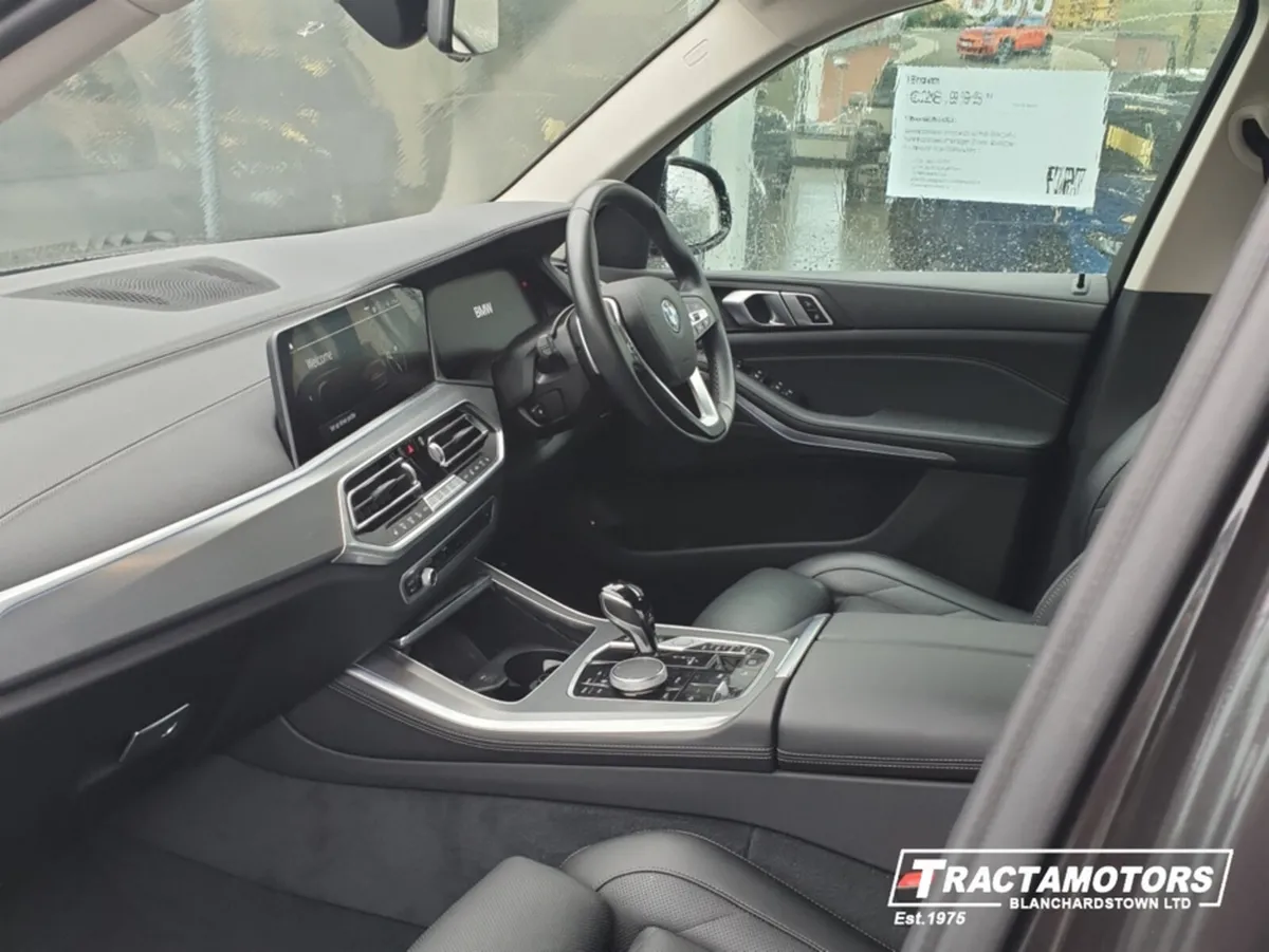 BMW X5 X-DRIVE45E  AUTO - Image 4