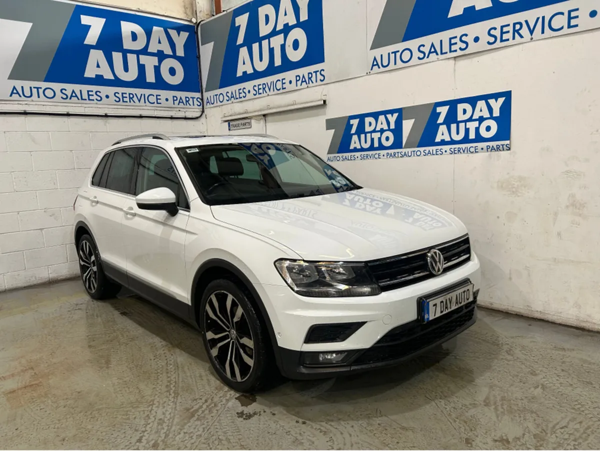 Volkswagen Tiguan PAN ROOF COMFORTLINE 2.0TDi - Image 1