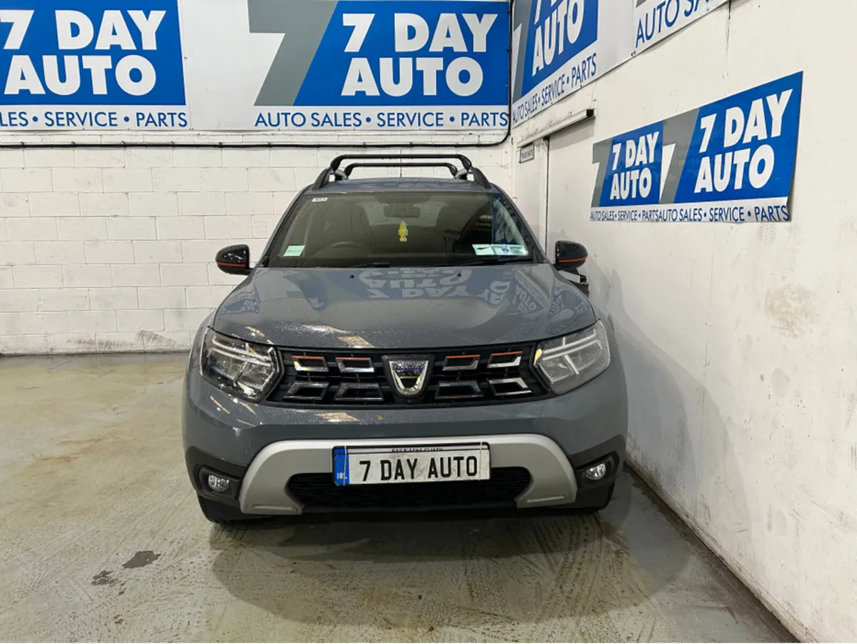 Dacia Duster SE EXTREME TCE 90 5DR - Image 2