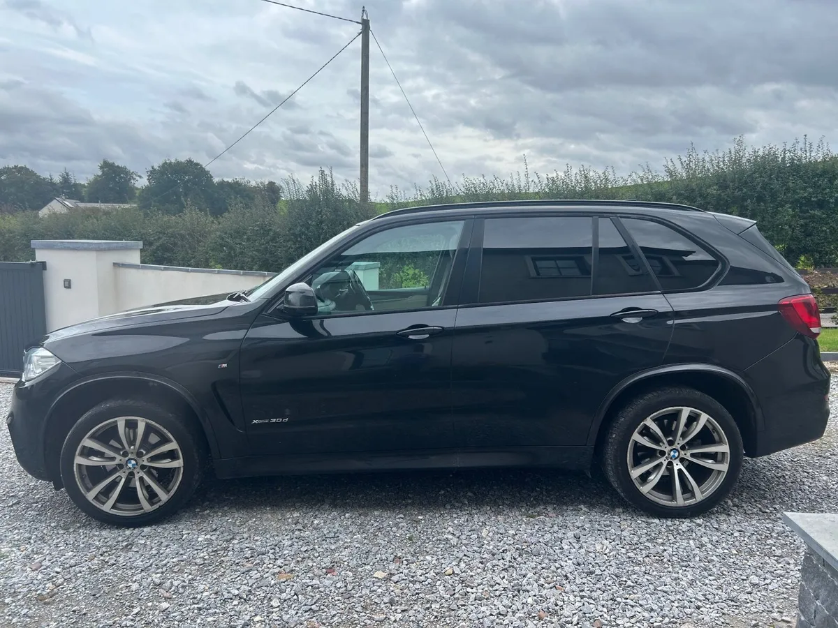 BMW X5 2016 - Image 2