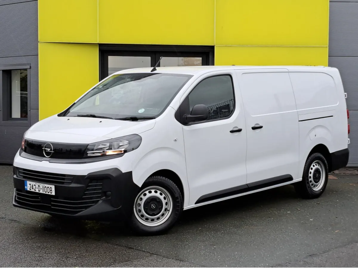Opel Vivaro KOMFORT L2H1 1.5TD 120BHP  **PLYLINED* - Image 1