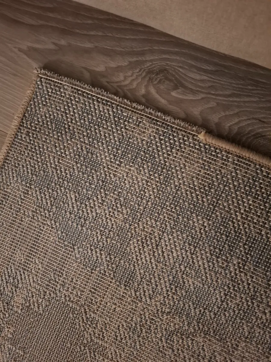 Rug - Image 3