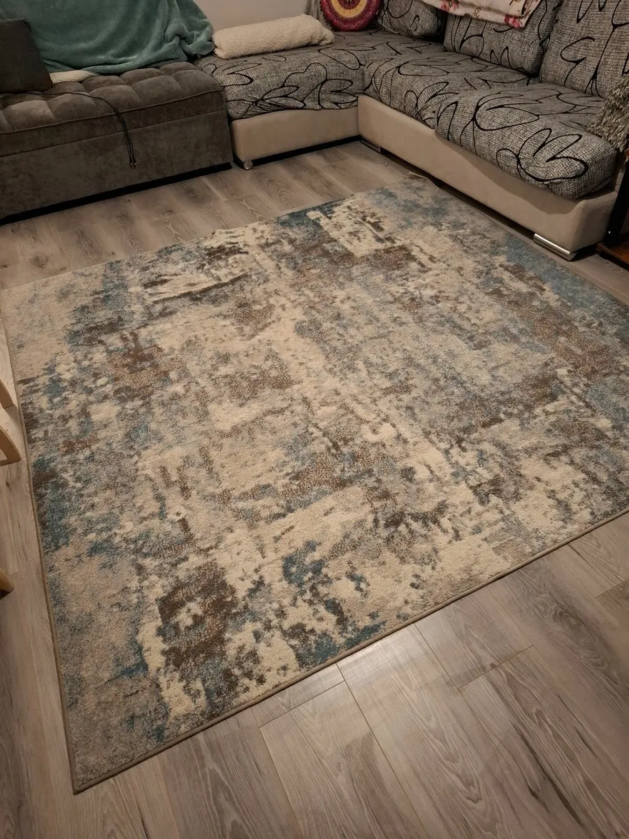 Rug - Image 1