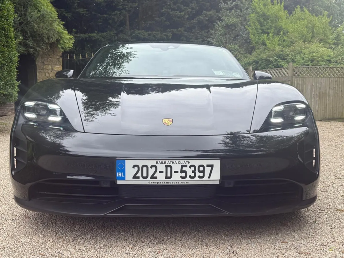 Porsche Taycan 4S - Image 4