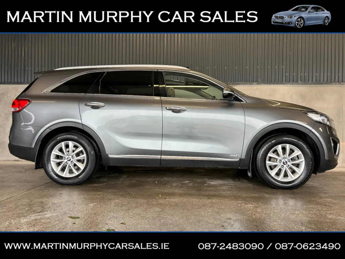 Kia Sorento PLATINUM 2.2 CRDI 200 BHP 7 SEATS - Image 2