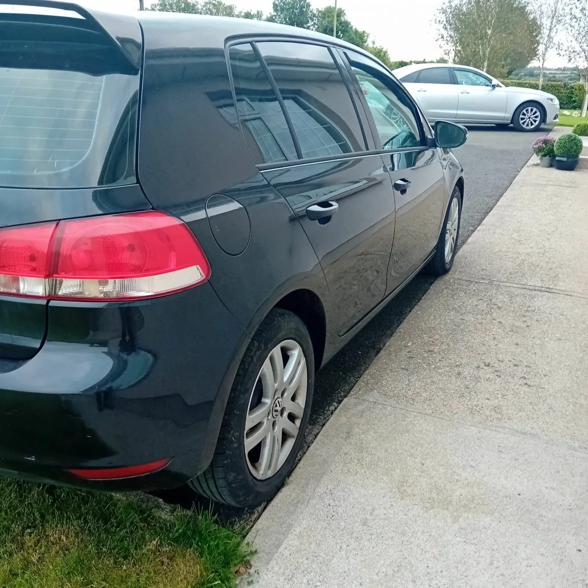 Volkswagen Golf 2010 - Image 4