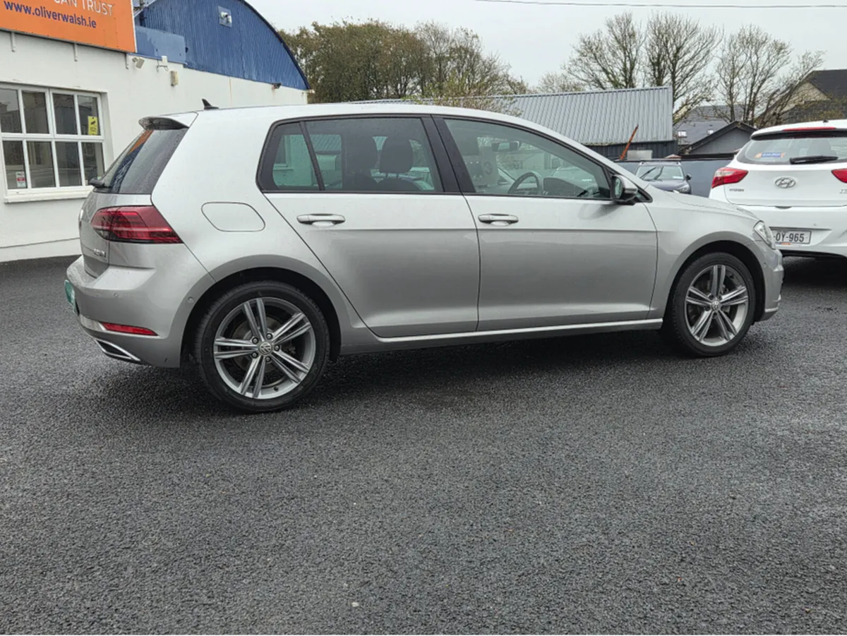 Volkswagen Golf HighLine 2.0 Diesel Automatic - Image 4