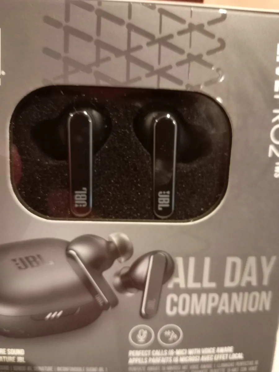 JBL LivePro2 TWS earphones (NEW) - Image 4