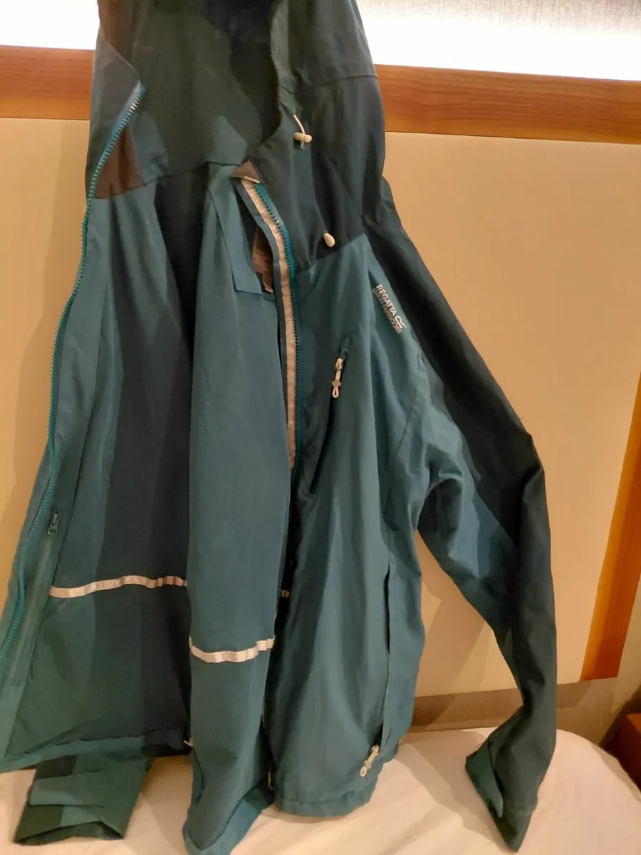 Regatta Outdoors Rain jackets - Image 2