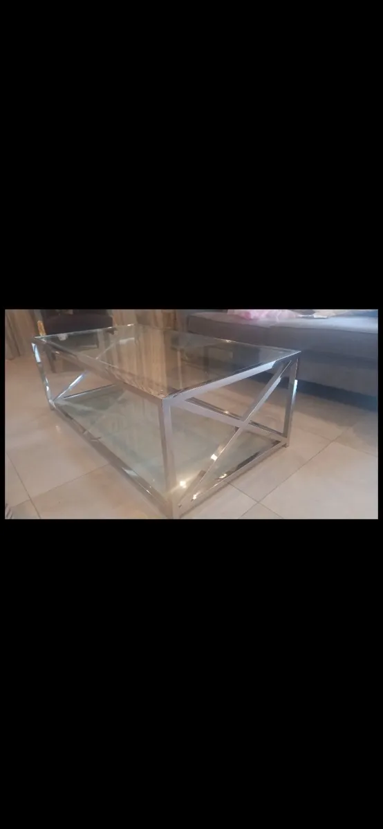 Stylish glass table for sale - Image 2