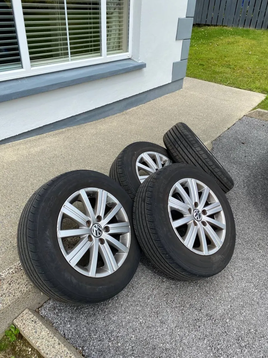 VW Golf Mk6 15" Alloy Wheels + Tyres - Image 1