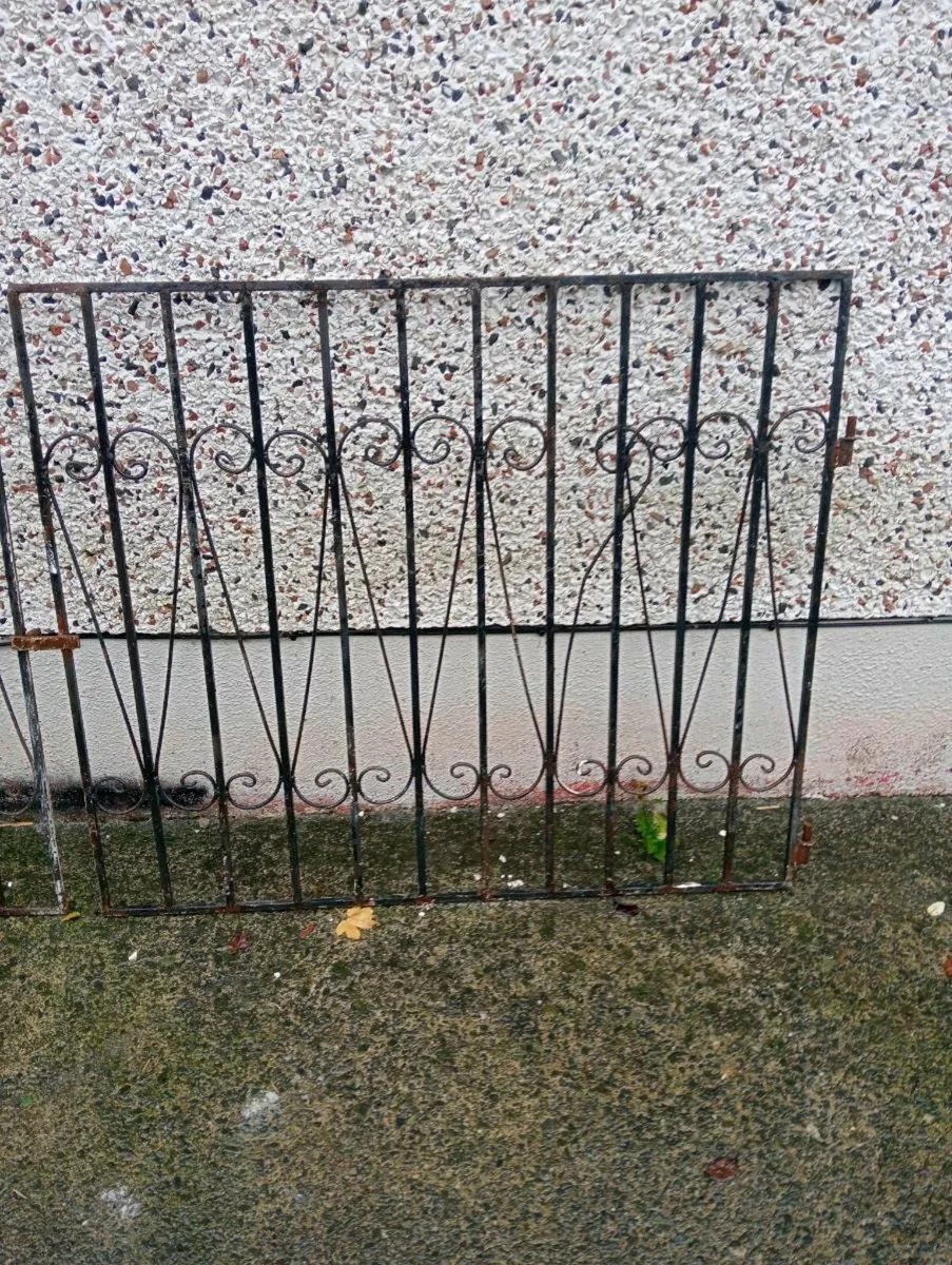 Gates - Image 2