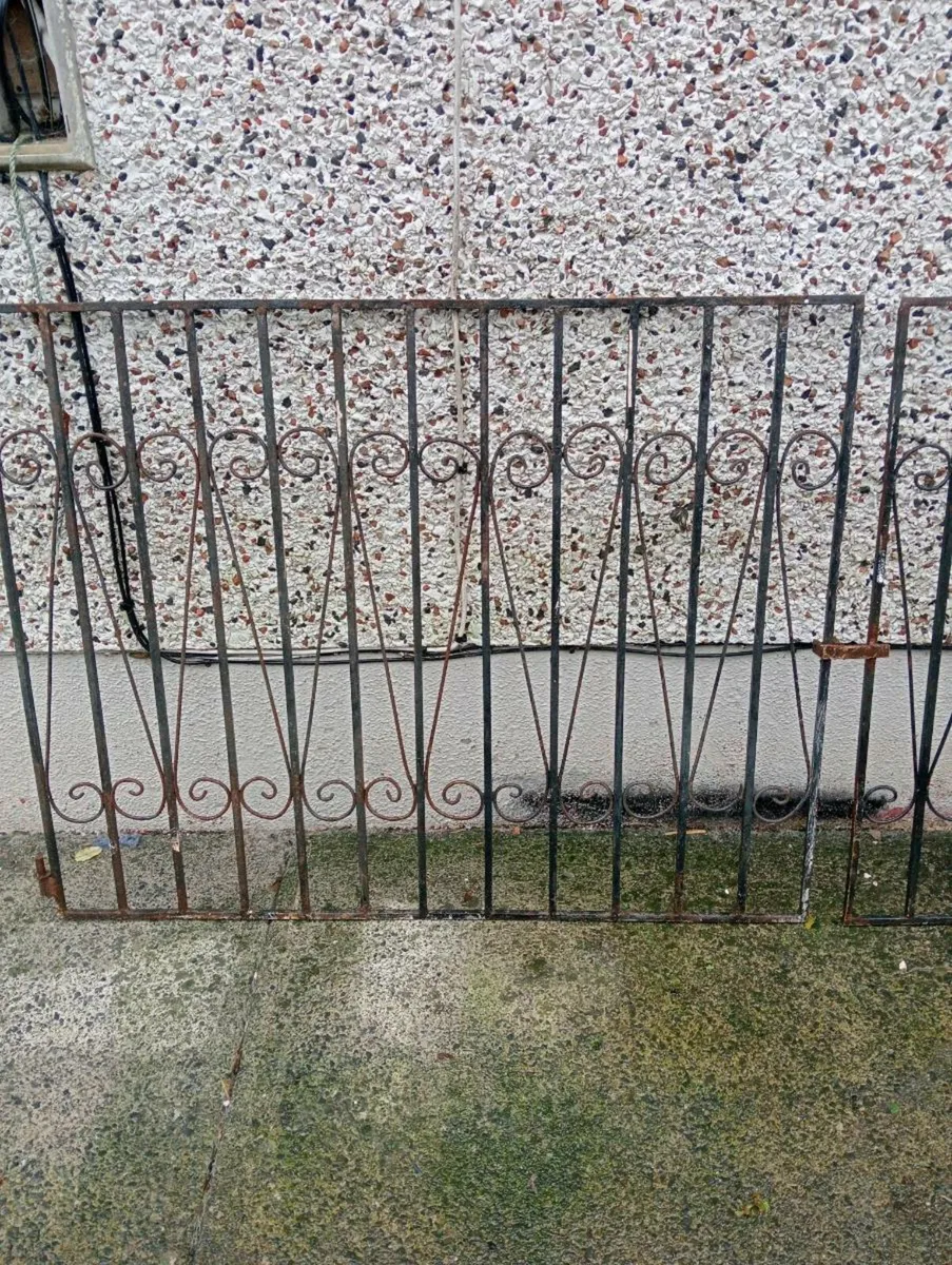 Gates - Image 3