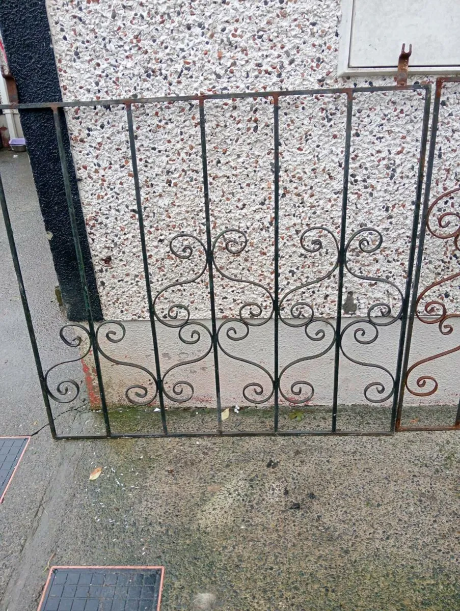 Gates - Image 3